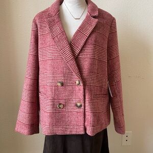 LC Lauren Conrad Double-Breasted Notch Collar
Blazer